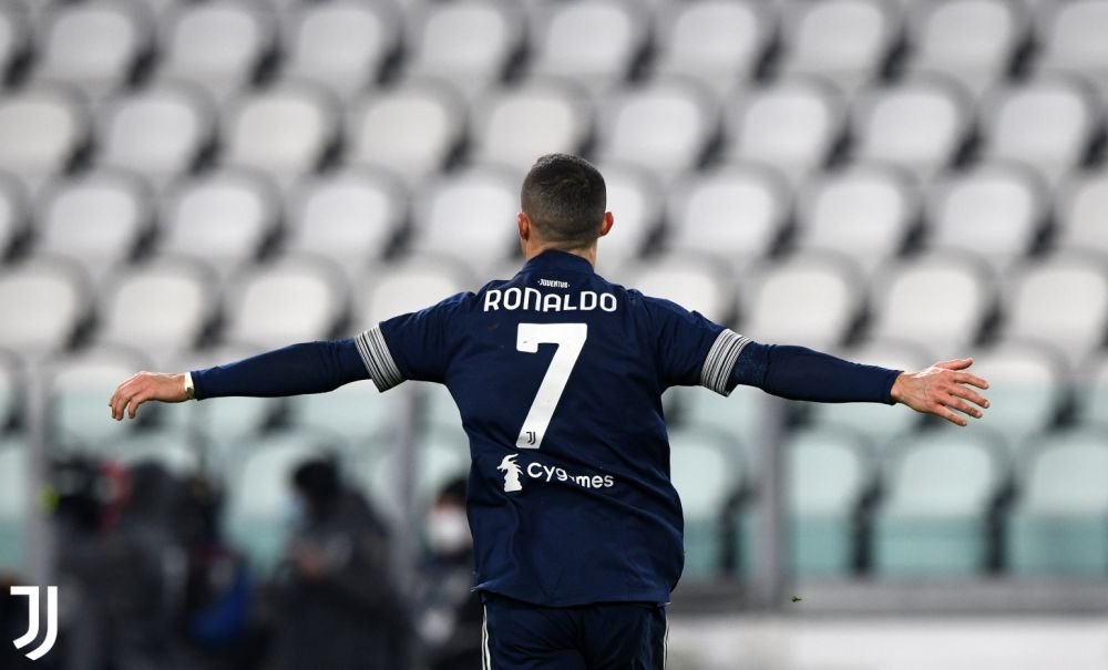 ISTORIC! Ronaldo l-a ajuns pe Bican si e pe PRIMUL LOC in topul mondial al marcatorilor dupa golul reusit cu Sassuolo!_3