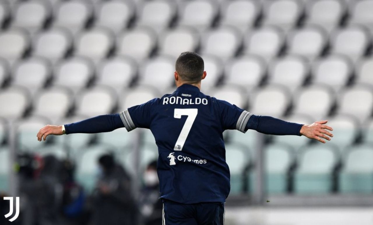 ISTORIC! Ronaldo l-a ajuns pe Bican si e pe PRIMUL LOC in topul mondial al marcatorilor dupa golul reusit cu Sassuolo!_3