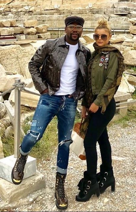 Relatia la care nu se astepta nimeni! Mayweather se iubeste cu o stripperita din propriul club! Parintii ei nu sunt de acord_16