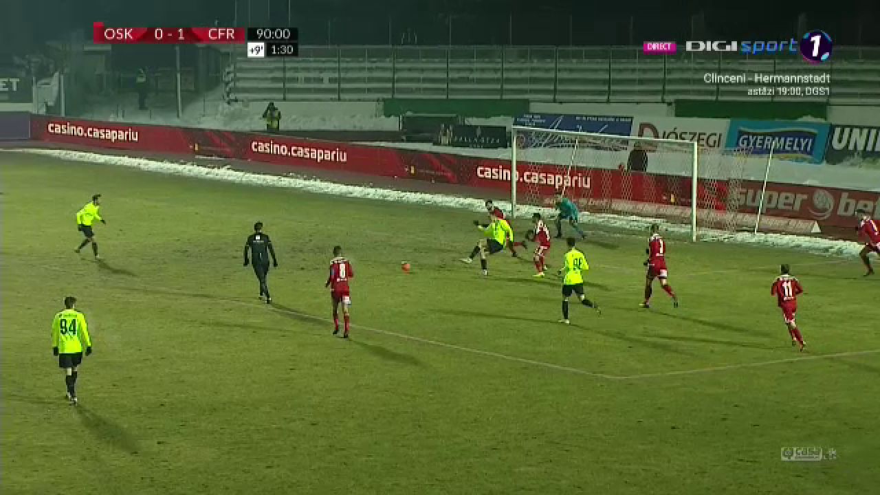 Unde s-a uitat Hategan?! PENALTY CLAR refuzat CFR-ului dupa un hent facut chiar in fata arbitrului! Jucatorii au innebunit pe teren_1