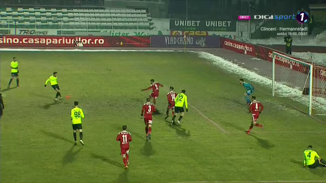 Unde s-a uitat Hategan?! PENALTY CLAR refuzat CFR-ului dupa un hent facut chiar in fata arbitrului! Jucatorii au innebunit pe teren_5