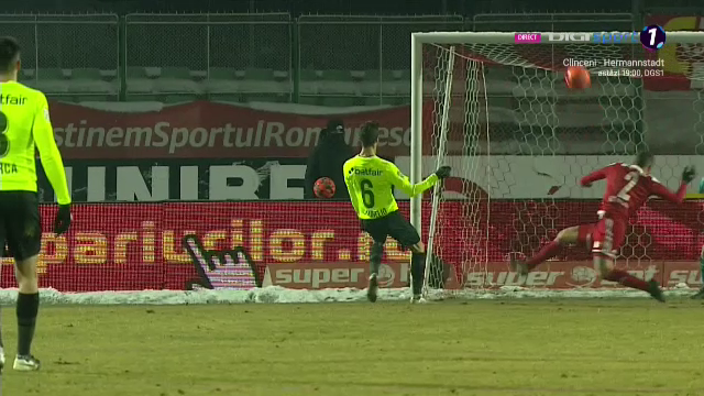 Unde s-a uitat Hategan?! PENALTY CLAR refuzat CFR-ului dupa un hent facut chiar in fata arbitrului! Jucatorii au innebunit pe teren_10