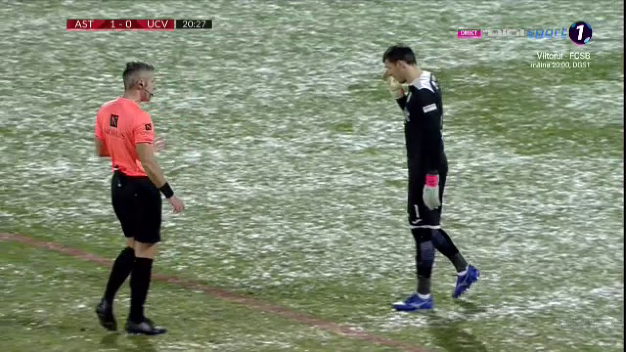 Zapada face PRIMA VICTIMA in Liga 1! Lazar s-a ACCIDENTAT dupa ce a alunecat si a fost inlocuit! Ce a patit portarul Astrei_7