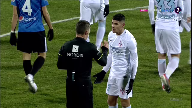 Coman n-a mai putut! S-a dus direct la Kovacs la pauza meciului cu Viitorul! Ce i-a reprosat starul lui Becali_10