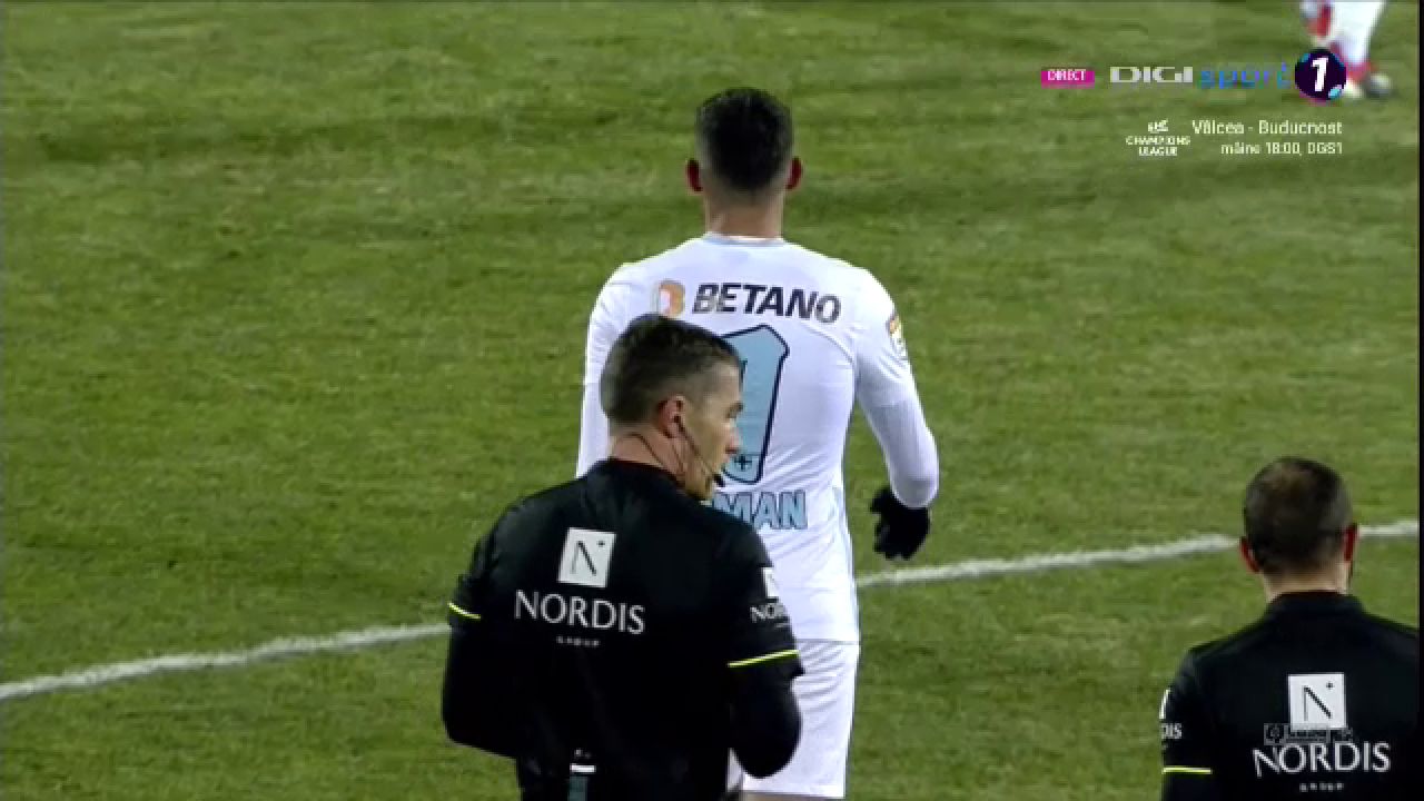 Coman n-a mai putut! S-a dus direct la Kovacs la pauza meciului cu Viitorul! Ce i-a reprosat starul lui Becali_16