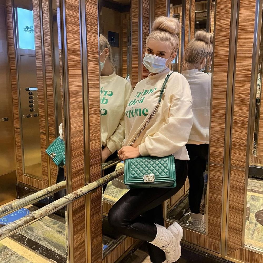 Anuntul MOMENTULUI! Floyd Mayweather s-a logodit cu iubita stripperita! Imagini cu inelul de logodna_21