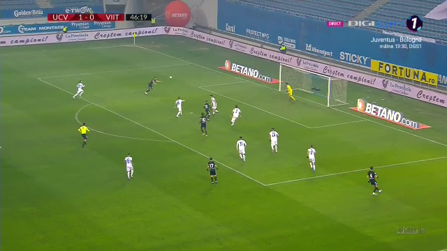 Aproape la fel de tare ca Van Persie! :) GOL MONDIAL marcat de Artean la Craiova! Cum a putut sa trimita dupa centrarea lui Dussaut_4