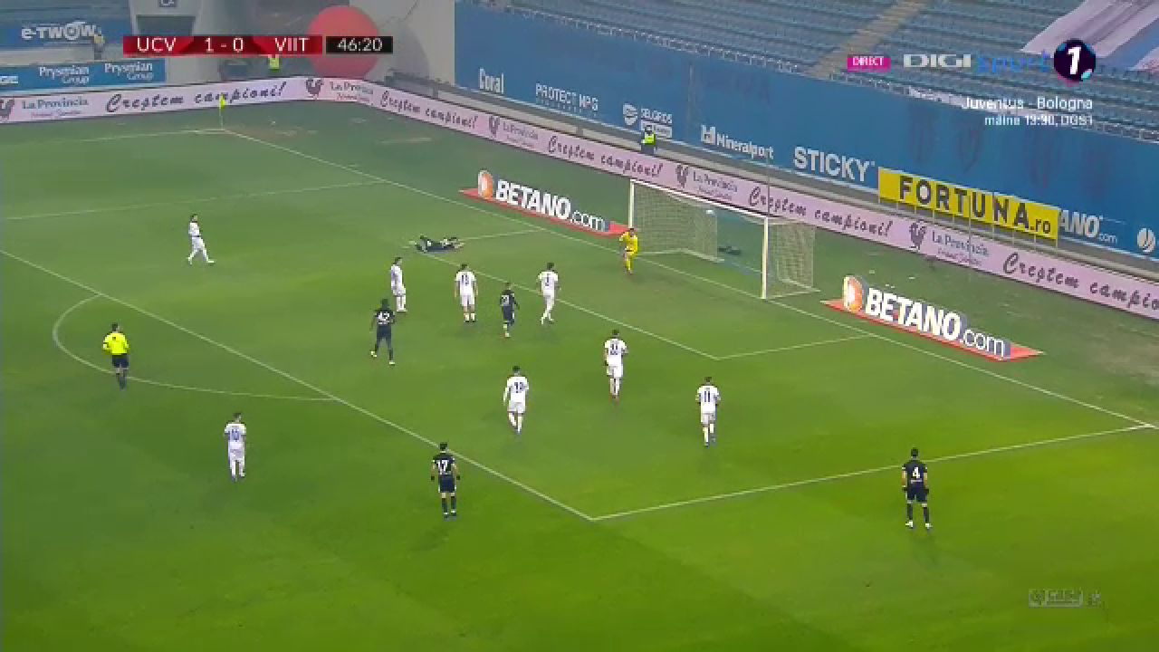 Aproape la fel de tare ca Van Persie! :) GOL MONDIAL marcat de Artean la Craiova! Cum a putut sa trimita dupa centrarea lui Dussaut_5