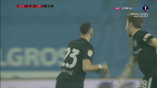 Aproape la fel de tare ca Van Persie! :) GOL MONDIAL marcat de Artean la Craiova! Cum a putut sa trimita dupa centrarea lui Dussaut_6