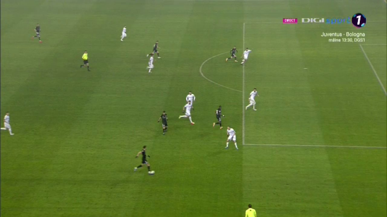 Aproape la fel de tare ca Van Persie! :) GOL MONDIAL marcat de Artean la Craiova! Cum a putut sa trimita dupa centrarea lui Dussaut_7