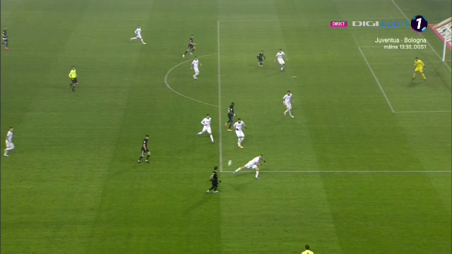 Aproape la fel de tare ca Van Persie! :) GOL MONDIAL marcat de Artean la Craiova! Cum a putut sa trimita dupa centrarea lui Dussaut_8