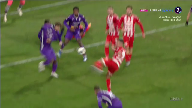 Zlatan, baby! Gol MINUNAT pentru noul brazilian din Liga 1! Executia DE KARATE a aruncat stadionul GOL in aer. Cum a marcat Roger pentru UTA_17