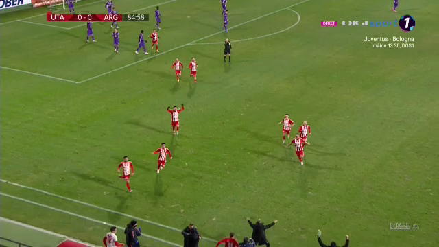 Zlatan, baby! Gol MINUNAT pentru noul brazilian din Liga 1! Executia DE KARATE a aruncat stadionul GOL in aer. Cum a marcat Roger pentru UTA_23