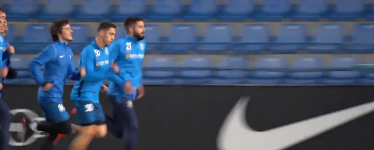 Viitorul l-a adus pe favoritul lui Rednic! A semnat si a fost deja prezentat oficial. FCSB il anunta drept 'noul Lacatus'!_1