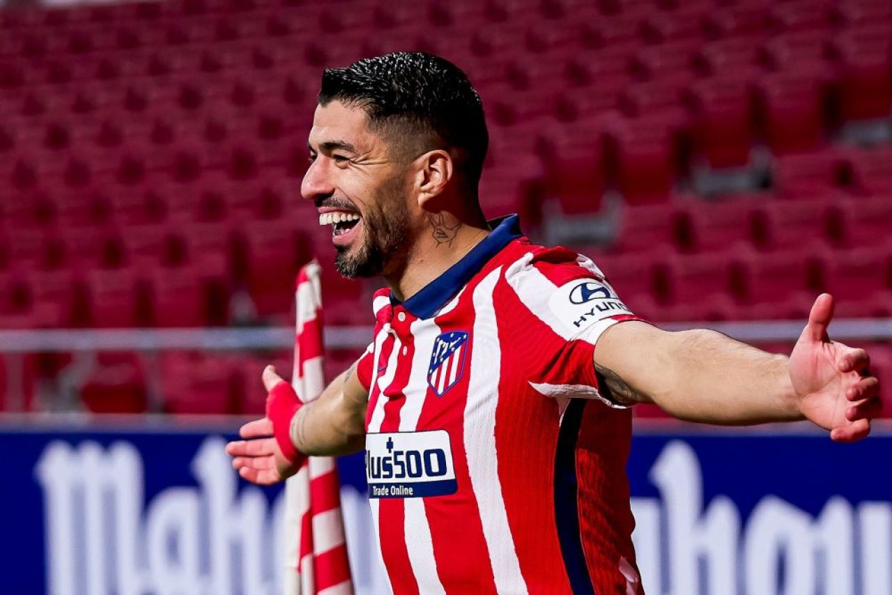 Bateti-o pe asta: a dat Puig gol CU CAPUL pentru Barcelona! :)) Bucurie ca la finala Champions League dupa ce pustiul de 1,69 a inscris la Elche! Atletico NU se mai vede in fata_1