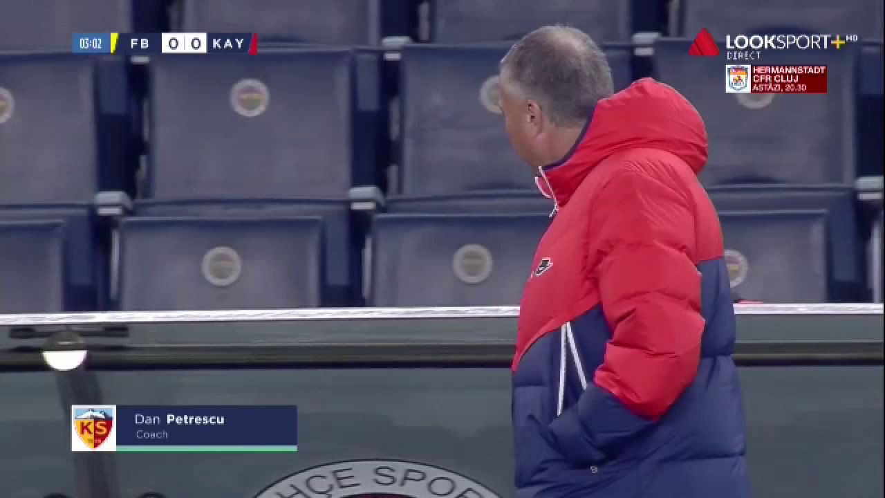 Petrescu, BATUT RAU de Fenerbahce. A plecat DIRECT la vestiare dupa meci. Doar Sapunaru a fost pe teren in Fener 3-0 Kayserispor_7