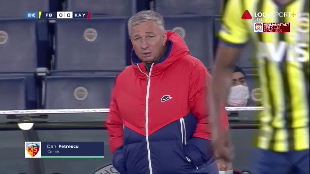 Petrescu, BATUT RAU de Fenerbahce. A plecat DIRECT la vestiare dupa meci. Doar Sapunaru a fost pe teren in Fener 3-0 Kayserispor_8