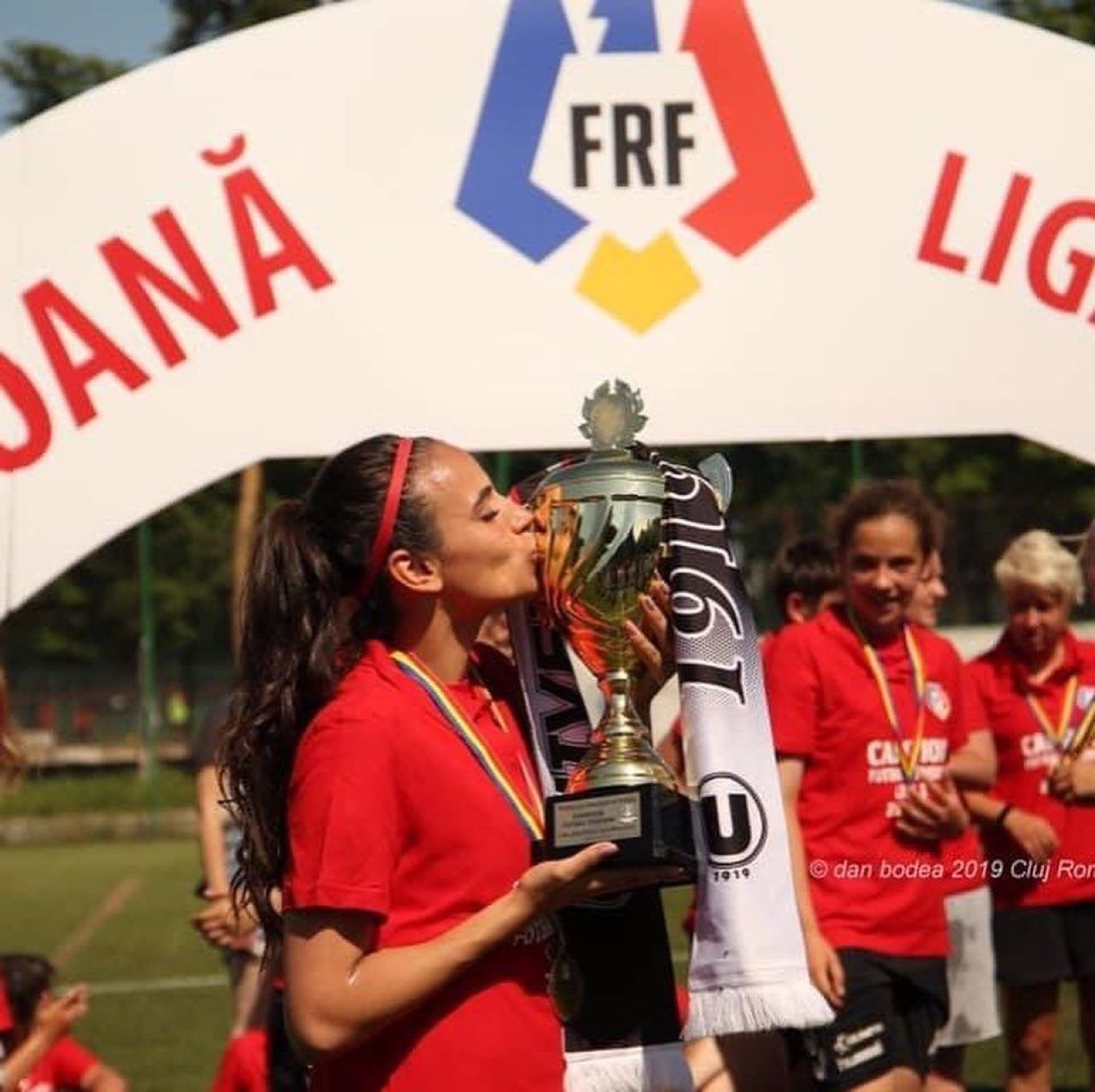 Cea mai buna jucatoare de fotbal din Romania pleaca de la U Olimpia Cluj! Cu cine a semnat Teo Meluta _13