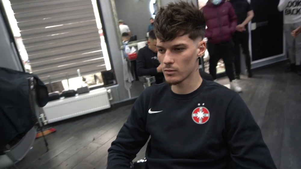 Inainte sa plece pe o suma RECORD din Romania, Man a fost cu Morutan, Coman si Vlad la frizer! Ce tunsori si-au ales vedetele de la FCSB_19