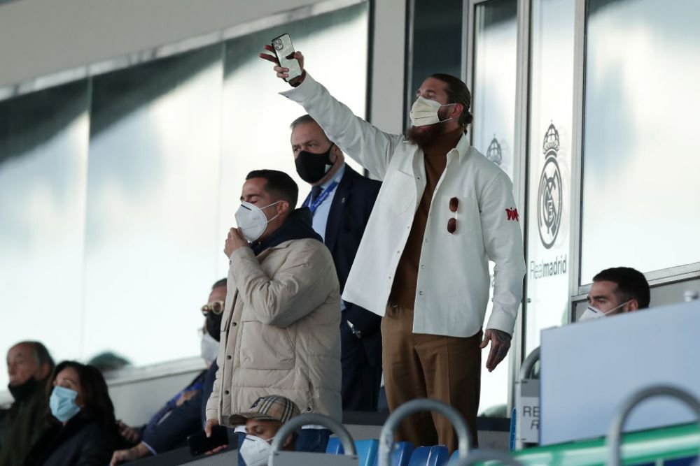 Maluma, tu esti?! :)) Aparitia care i-a lasat pe toti MASCA! Starul fotbalului care a atras toate privirile din tribune. Nu o sa il recunosti _9