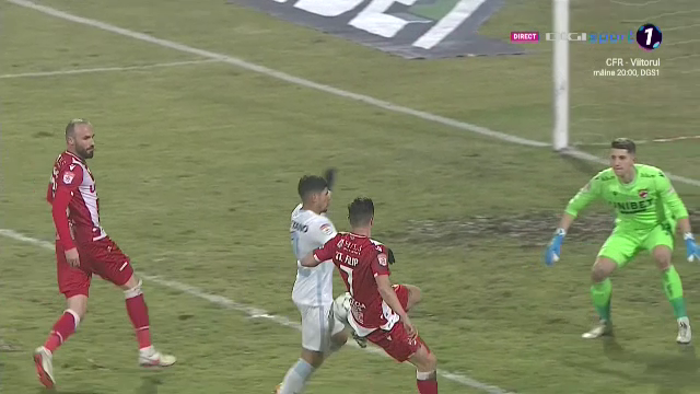 Messi, frate! :) Popescu, assist GENIAL pentru Coman: pasa dupa care s-a facut LUMINA in careul lui Dinamo_8