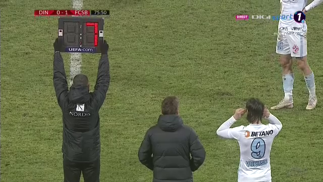BARA VUKUSIC, la 10 minute dupa intrarea in derby! A scos si eliminarea lui Steliano Filip!_4