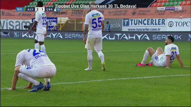 Momente ULUITOARE la meciul lui Sumudica! A luat gol in minutul 96, apoi s-a declansat NEBUNIA totala: mai era un pas pana la bataie generala din cauza unui fost stelist! Ce s-a intamplat_45