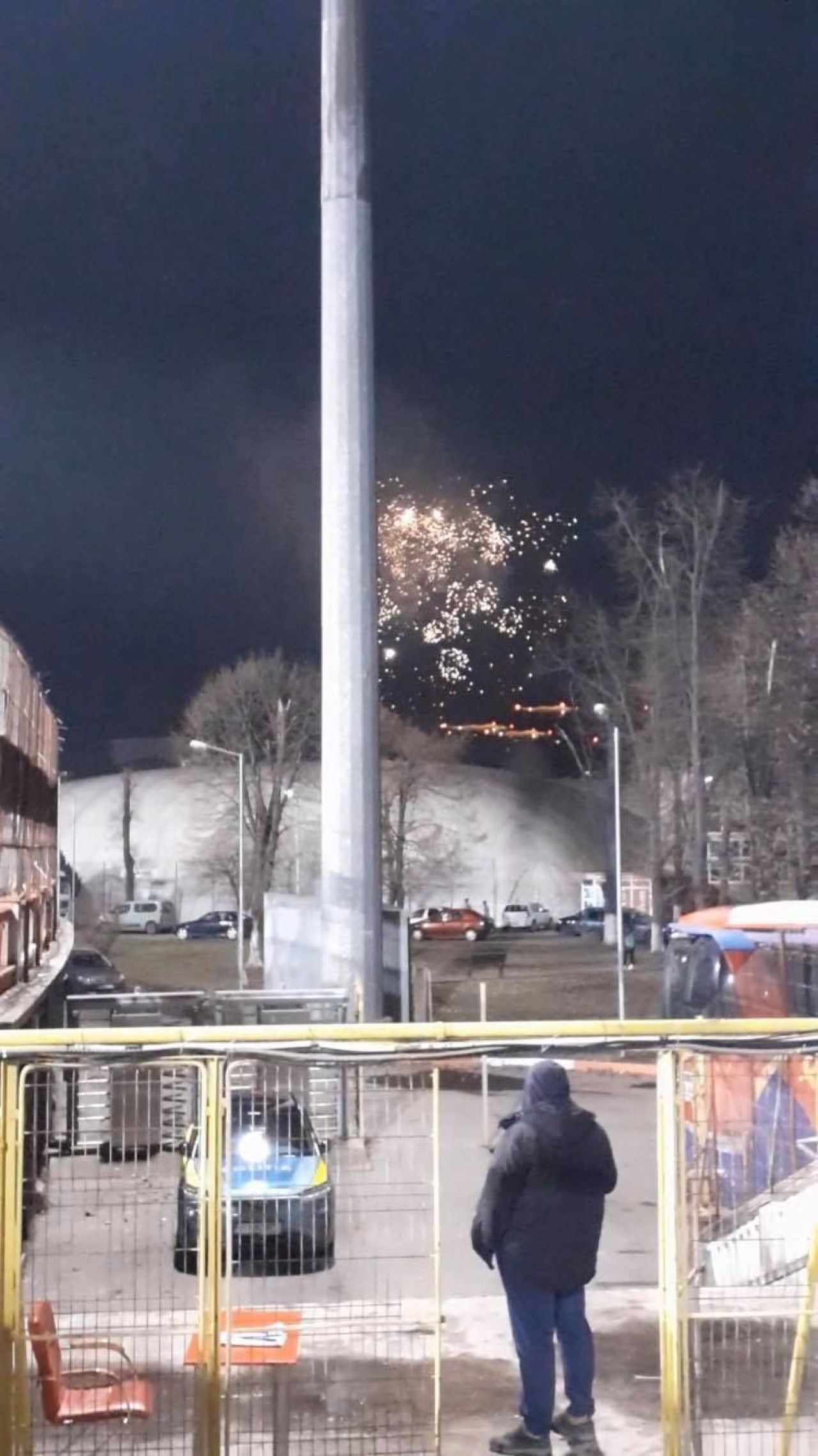 Spectacol pirotehnic in startul derby-ului dintre Dinamo - FCSB! Ce s-a intamplat langa arena din Stefan cel Mare_1