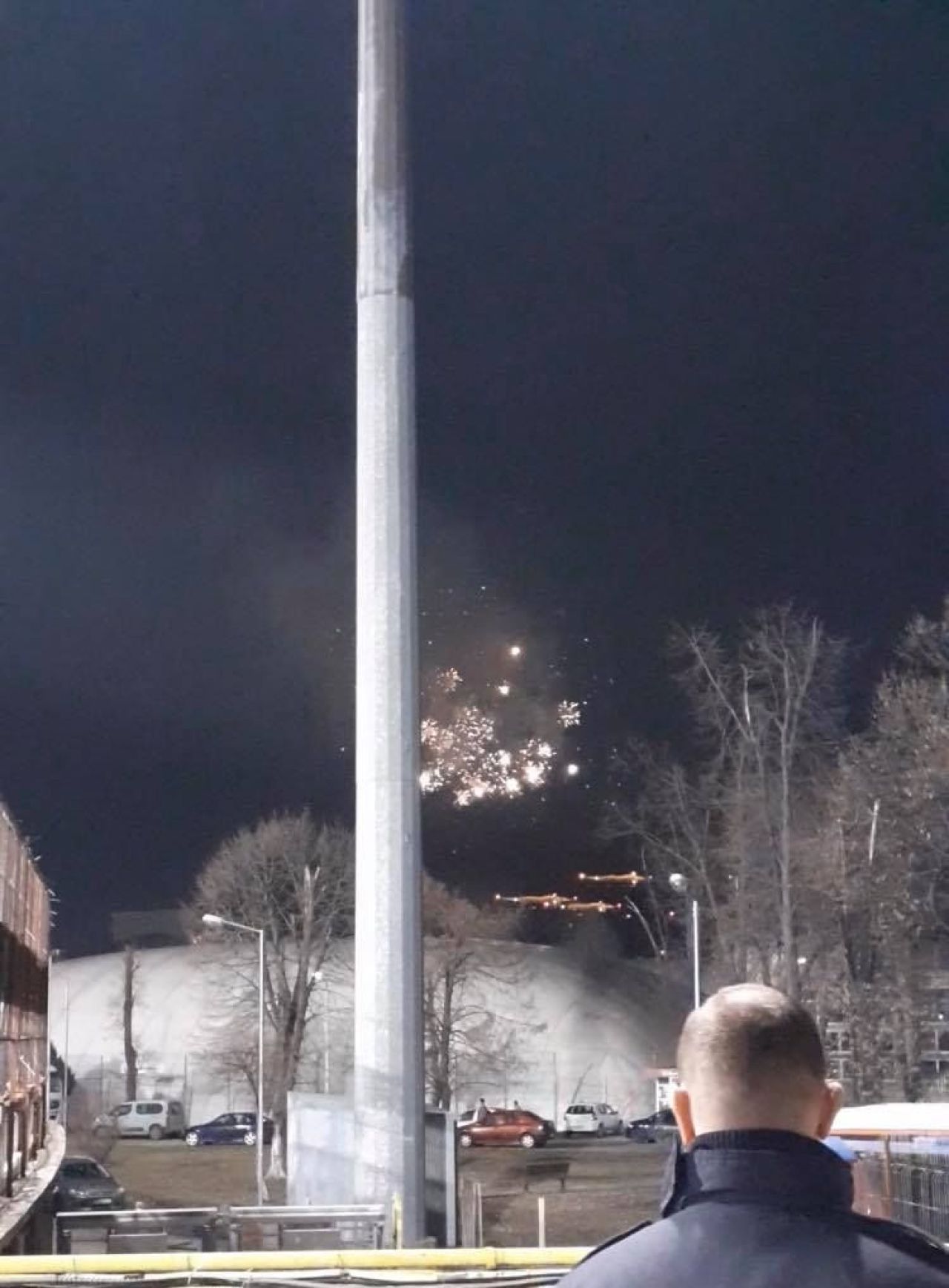 Spectacol pirotehnic in startul derby-ului dintre Dinamo - FCSB! Ce s-a intamplat langa arena din Stefan cel Mare_4