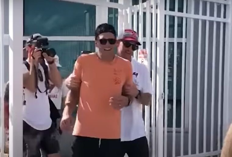 Nimeni nu-l credea in stare! A baut prea multa tequila si a intrat in transa. Gestul cu care vedeta si-a socat fanii