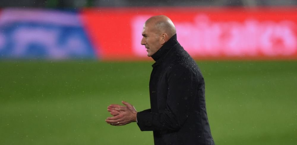 Zidane este aparat de un fost mare fotbalist al Barcelonei: Presa este nedreapta cu el! Nu merita asta!
