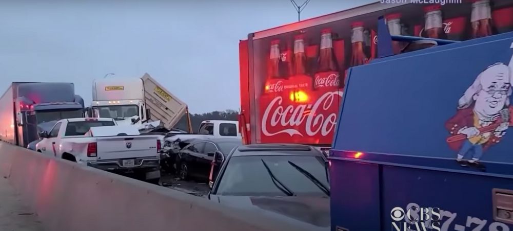 Dezastru urias! Accident cu peste 130 de masini implicate si urmari catastrofale pe autostrada! Imagini de necrezut _14