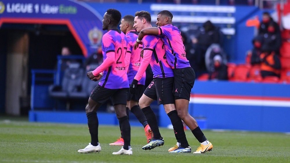 PSG a debutat in noile tricouri cu model NEBUN! Cum au avut numele scrise pe spate si care a fost reactia fanilor_7