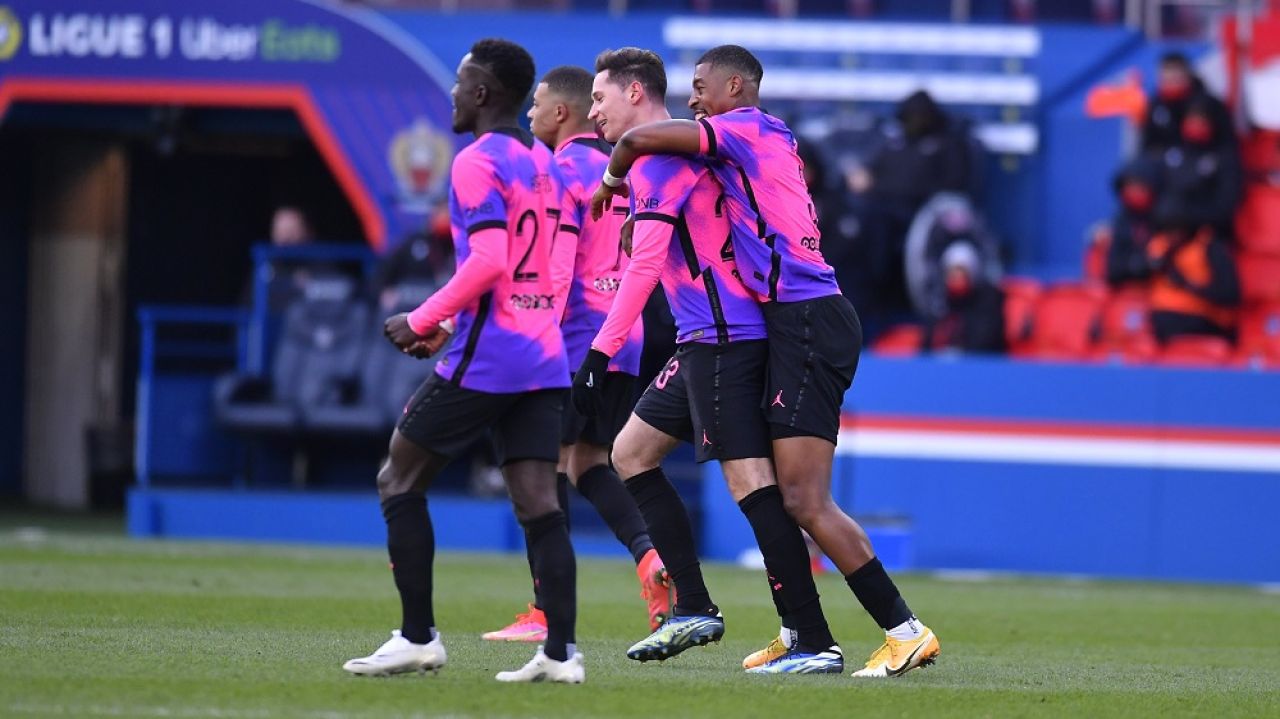 PSG a debutat in noile tricouri cu model NEBUN! Cum au avut numele scrise pe spate si care a fost reactia fanilor_7