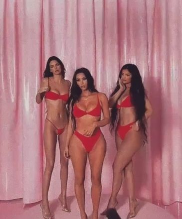 Wow! N-ai cum sa nu te indragostesti de ele. Pictorial de exceptie cu cele mai sexy surori din lume_2