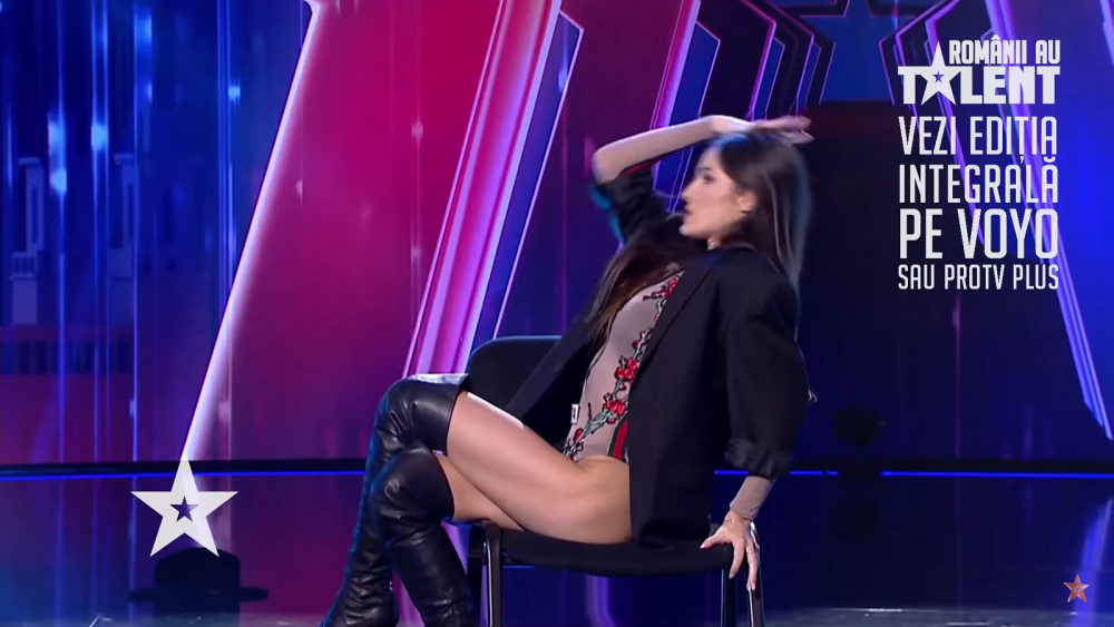 Aparitie INCENDIARA la 'Romanii au talent'! Nimeni nu si-a putut lua ochii de la ea! O fosta arbitra, dans sexy in fata juriului _3
