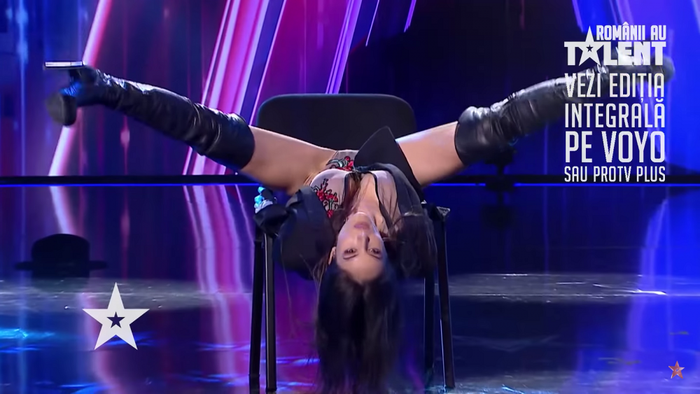 Aparitie INCENDIARA la 'Romanii au talent'! Nimeni nu si-a putut lua ochii de la ea! O fosta arbitra, dans sexy in fata juriului _6