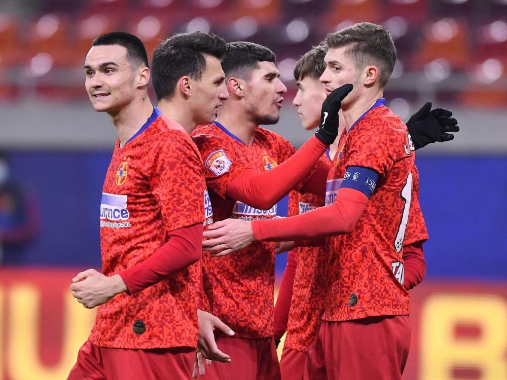 Decizia luata de staff-ul FCSB-ului dupa cele 3 infrangeri consecutive! Ce au facut jucatorii dupa revenirea in Bucuresti_6