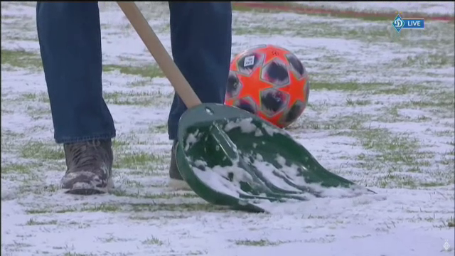 Lucescu a explicat imaginile care au facut inconjurul lumii! Ce l-a determinat sa puna mana pe lopata si sa curete terenul la ultimul meci de campionat_12