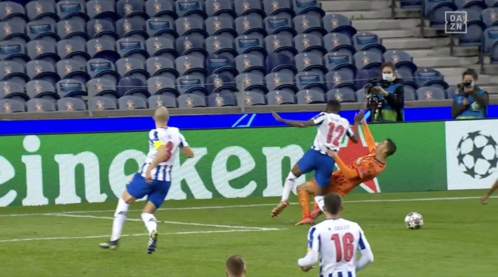 Ronaldo si-a iesit din minti! A cerut penalty si i-a venit sa PLANGA de nervi in prelungiri! Ce s-a intamplat_1