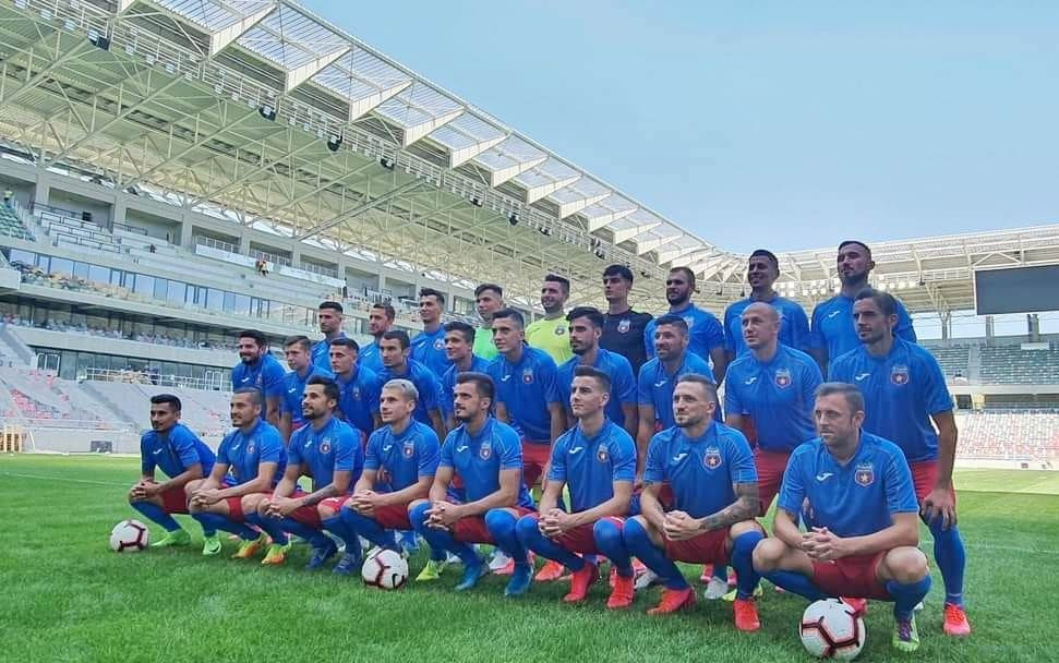 Dream Team in rosu si albastru! Mai multe foste glorii ale Stelei sunt chemate sa se alature clubului in Liga 2