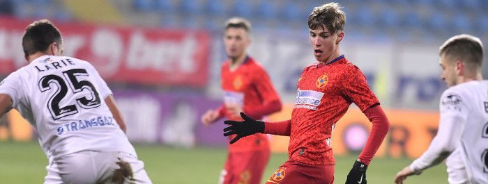 Cu cine sta in camera la FCSB noua senzatie din Liga 1, Octavian Popescu! Sunt prieteni foarte buni