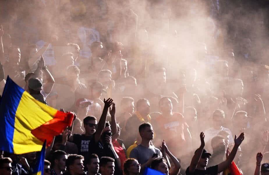 Detalii de ULTIMA ORA despre redeschiderea stadioanelor in Romania! Cum raspund oficialii LPF la intrebarea 'Va fi obligatorie vaccinarea?'_7