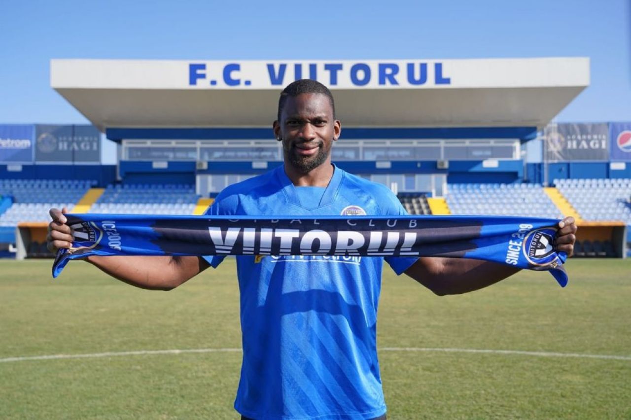 Fostul atacant de la FCSB a semnat cu Viitorul! Lovitura pentru Hagi! Totul e oficial_1