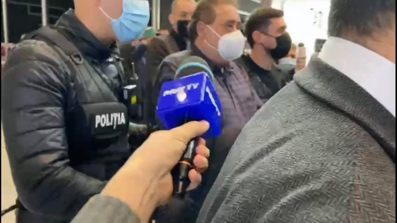 Ioan Niculae s-a intors in Romania! Ce s-a intamplat la aeroport_6