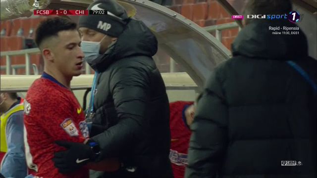 A facut Becali schimbare dupa ce l-a auzit pe comentatorul meciului?! Discutie incredibila in direct intre Ilie Dumitrescu si Narcis Raducan: