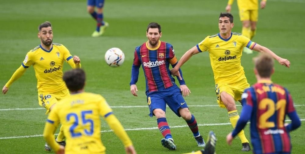 SOC pentru Messi si vedetele Barcelonei: LOVITURA PE RANA DESCHISA de PSG! Doar 1-1 acasa cu Cadiz: numar URIAS de suturi, posesie 81%_6