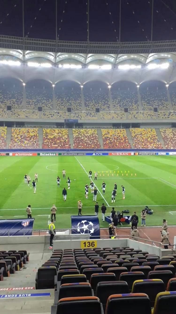 Suarez s-a pregatit sa muste din Chelsea la Bucuresti! Imagini de la antrenamentul sustinut de jucatorii lui Atletico Madrid pe Arena Nationala