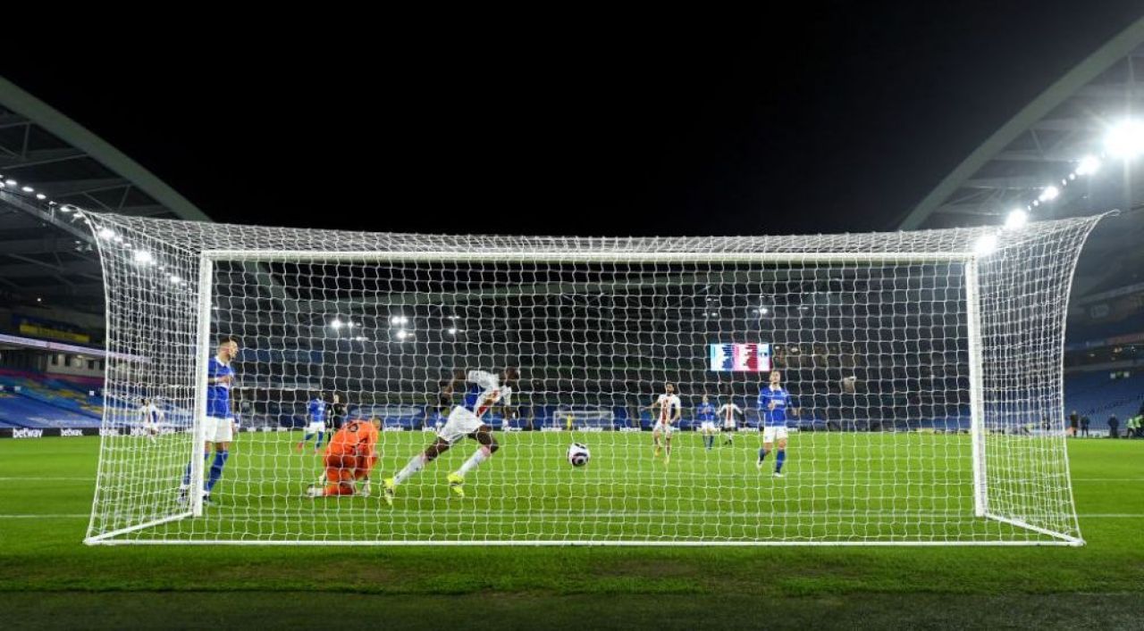 Dramatism TOTAL in Premier League! Palace a invins cu un gol a la Bergkamp si un voleu in ultimul minut al partidei! Video cu super reusitele_5