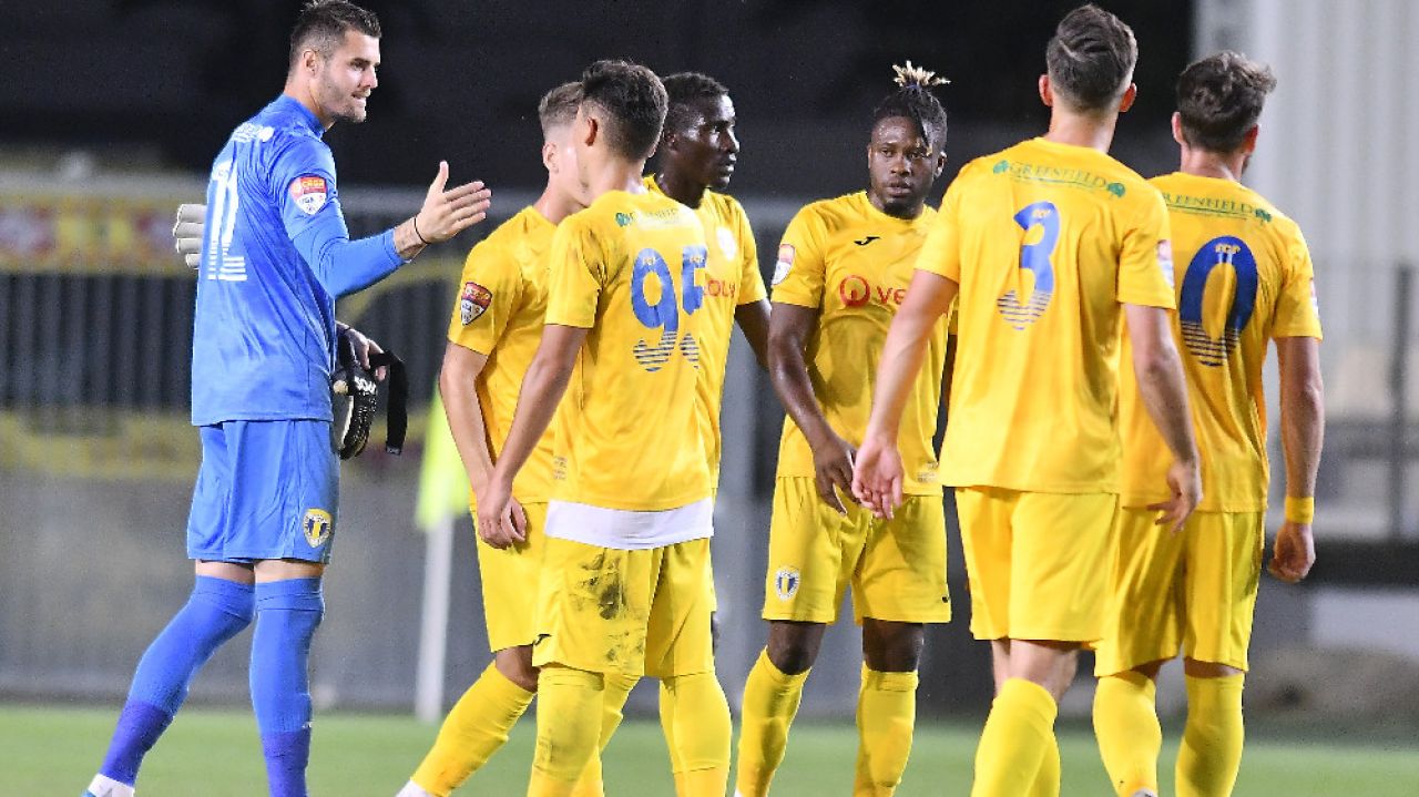 Caz socant in Romania! Un fotbalist din Liga 2 a fost BATUT in plina strada de un grup de oameni! Care este starea jucatorului _5